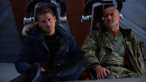 Legends of Tomorrow - Captain Cold, Heat Wave Captain Cold And Heatwave, Mick Rory, Rip Hunter, Captain Cold, Legends Of Tommorow, Leonard Snart, Arrow Verse, Michael Scofield, Dominic Purcell