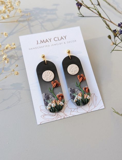 Full Moon Earrings, Polymer Clay Flowers Tutorial, Polymer Clay Landscape, Spring Polymer Clay Earrings, Black And Grey Ombre, Wildflower Earrings, Polymer Clay Paint, Moon Desert, Polymer Clay Slab