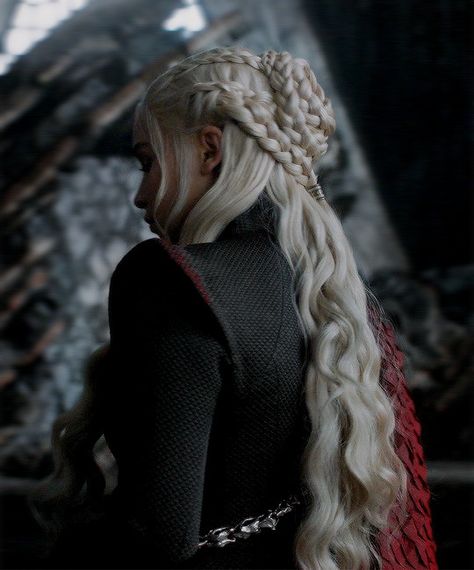 Khaleesi Dany Targaryen, Daenerys Targaryen Hair, Daenerys Hair, Daenerys Targaryen Aesthetic, Targaryen Hair, Daenerys Targaryen Art, Game Of Throne Daenerys, Targaryen Art, Septième Art