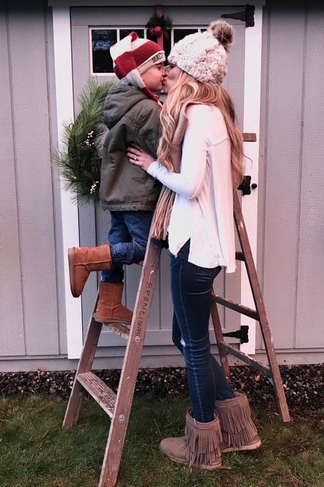 favorite boys names 2017 and mom and son decorating for christmas in koolaburra boots Fun Family Christmas Photos, Xmas Photoshoot, Baby Holiday Photos, Boys New Fashion, Winter Family Pictures, Fall Winter Boots, Christmas Pictures Outfits