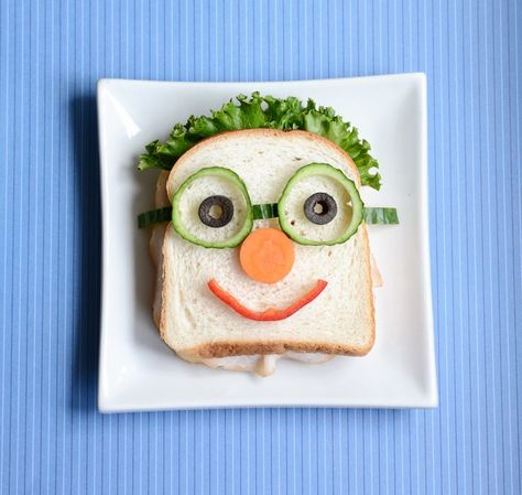 Kid Food Art Sandwiches! French Food Photography, Decorações Com Comidas, Food Art For Kids, Creative Food Art, Easy Food Art, Fun Kids Food, Food Crafts, Breakfast For Kids, Toddler Meals