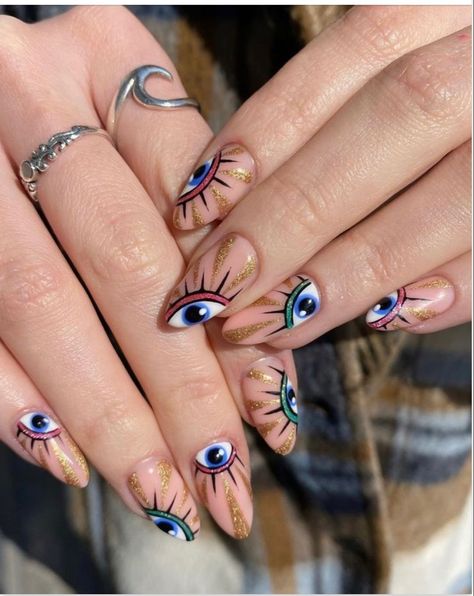 Nails With Eyes, Eye Nails Art, Eyes Nail Art, Trippy Nails, Maquillage Yeux Cut Crease, Nail Design Glitter, Evil Eye Nails, Witch Nails, Eye Nail Art