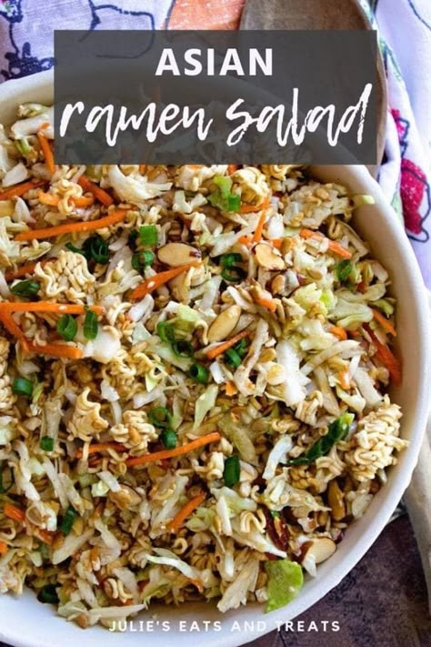 Bird Seed Salad Recipe, Asian Ramen Noodle Salad, Creative Salads, Asian Ramen Salad, Asian Ramen, Salad Macaroni, Asian Salad Recipe, Salad Quinoa, Ramen Salad