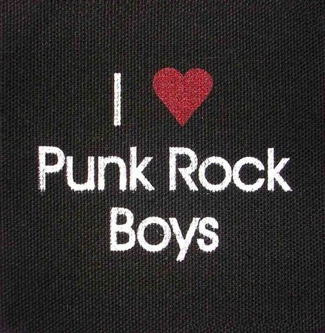 Rock Boys, Rockstar Aesthetic, I'm With The Band, What’s Going On, Grunge Aesthetic, My Vibe, Punk Rock, Mood Pics, A Black