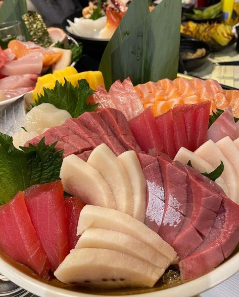 Sashimi Aesthetic, Sashimi Platter, Food Innovation, Foreign Food, Moroccan Food, Food Journal, Japan Food, Food Is Fuel, Pretty Food