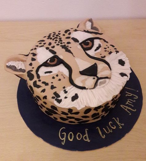 Leopard Cake Ideas, Cheetah Cake Ideas, Cheetah Cupcake Cake, Jaguar Cake, Leopard Cake Birthday, Cheetah Cake Kids, Cheetah Cake Birthday, Leopard Birthday Cake, Leopard Print Birthday Cake