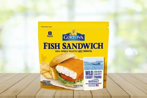 How to cook Gorton's fish sandwich in an air fryer Breaded Fish, Egg Sandwich Recipe, Frozen Fish, Air Fryer Fish, Popcorn Shrimp, Kfc Chicken, Fish Fillets, Frozen Snack, Frozen Seafood