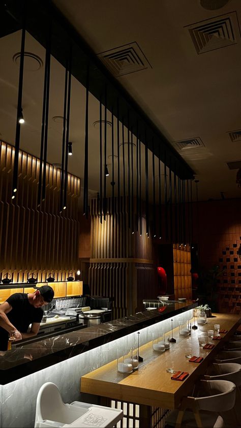 Sushi Restaurant Aesthetic Interior, Japanese Aesthetic Restaurant, Sushi Restraunt, Sushi Aesthetic Restaurant, Sushi Restaurant Aesthetic, Sushi Bar Design, Japanese Ramen Restaurant, Sushi Express, Sushi House