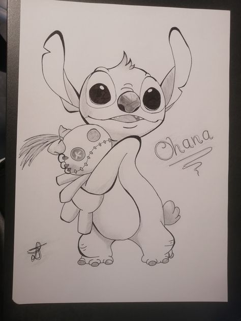 Lilo & Stitch Angel From Lilo And Stitch Tattoo, Stitch And Scrump Drawing, Drawings For Painting Sketch, Cartoon Drawings Stitch, Cool Drawing Sketches, Tangled Drawing Ideas, Stitch Angel Tattoo, Cute Stitch Drawings Easy, Stitch Drawing Easy Step By Step