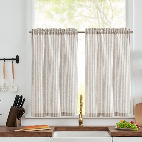 Cortinas Country, Farmhouse Curtain Rods, Ticking Stripe Curtains, Half Window Curtains, Rustic Curtain Rods, Cafe Curtain Rods, Small Curtains, Bathroom Farmhouse, Small Window Curtains