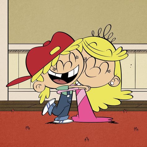 The Loud House on Instagram: “It’s #nationalhuggingday! 🤗 Tag a friend to send them a virtual hug! #theloudhouse” Cartoon Characters Hugging, Twins Characters, The Loud House Lola, Twins Cartoon, Cartoon Best Friends, Twin Characters, Hug Types, National Hugging Day, Loud House Movie