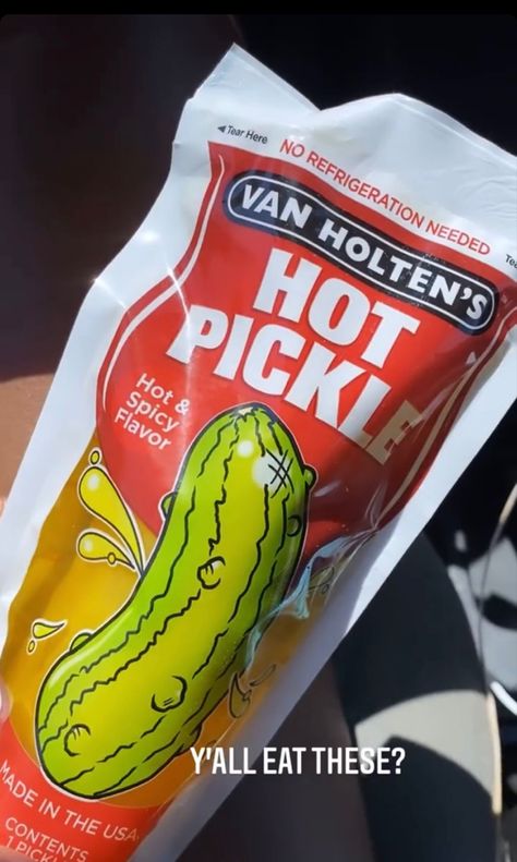 Pickle Aesthetic, Candy Pickles, Hot Pickle, Best Junk Food, Hot Pickles, Spam Post, Carnival Food, Junk Food Snacks, Fasion Outfits