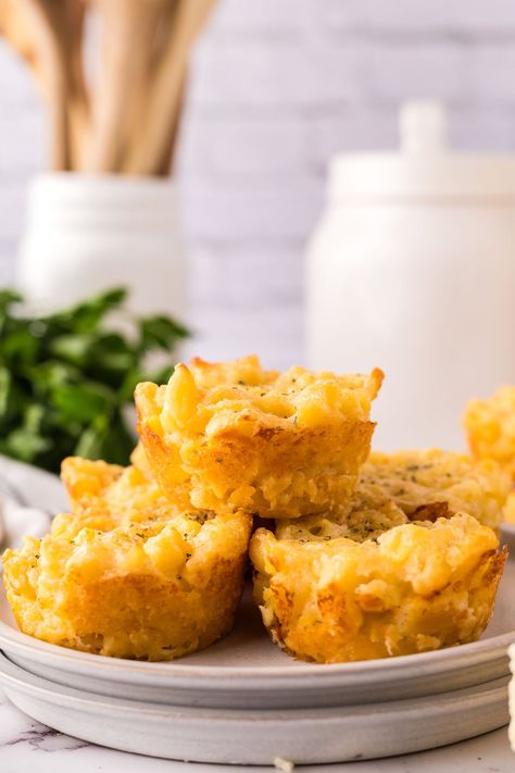 These creamy, chewy, and crispy macaroni and cheese bites are a delicious finger food version of the classic comfort dish everyone loves. Macaroni Bites, Macaroni And Cheese Bites, Mac N Cheese Bites, How To Make Macaroni, Mac And Cheese Bites, Panko Crumbs, Cheese Bites, Comfort Dishes, Cheesy Recipes