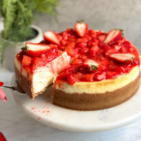 Best Strawberry Cheesecake Recipe, Upside Down German Chocolate Cake, Strawberry Rhubarb Cheesecake, Best Strawberry Cheesecake, Cheesecake Custard, Pistachio Cheesecake Recipe, Rhubarb Cheesecake, Cheesecake Homemade, Coconut Cookies Recipes