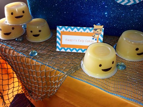 Octonauts party! {Kwazii's Kelp Cakes} Octonauts Birthday Party Decorations Diy, Octonauts Party Decorations, Octonots Birthday Party, Octonauts Pinata, Octonauts Party Favors, Octonauts Birthday Party Food, Octonauts Birthday Party, Octonauts Party, Mini Quiches