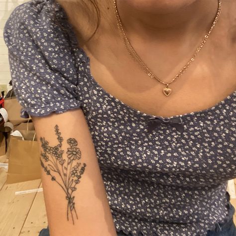 Arm Tattoo Aesthetic, Smiley Face Tattoo, Upper Arm Tattoo, Tattoo Placement Ideas, Cute Tats, Wildflower Tattoo, Tattoo Aesthetic, Upper Arm Tattoos, Face Tattoo