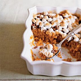 Boston Market Sweet Potato Casserole | Recipes Wiki | Fandom Thanksgiving Spread, Sweet Potato Casserole Easy, Boston Market, Canning Sweet Potatoes, Sweet Potato Recipes Casserole, Candied Sweet Potatoes, Vegetable Casserole, Thanksgiving Dishes, Sweet Potato Pie