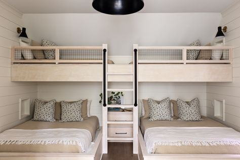 Platform Bunk Beds, Triple Bedroom, Ashley Martin, Bunk Room Ideas, All Black Kitchen, Bunk Bed Room, Bunk Beds Built In, Built In Bunks, Bunk Rooms