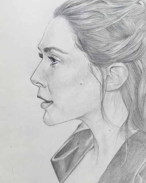 drawing of elizabeth olsen Elizabeth Olsen Drawing, Marvel Art Drawings, Pencil Sketch Images, Lizzie Olsen, Art Photography Portrait, Marvel Drawings, Wanda Maximoff, Animated Drawings, 8k Followers