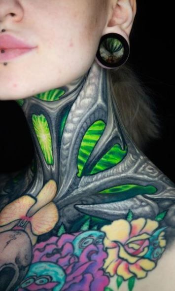 Bio Organic Neck Tattoo, Bio Organic Chest Tattoo, Organic Biomechanical Tattoo Design, Neck Tattoo Color, Color Neck Tattoo, Bio Tattoo Design, Biometric Tattoo, Biomechanical Art, Space Tattoo Sleeve