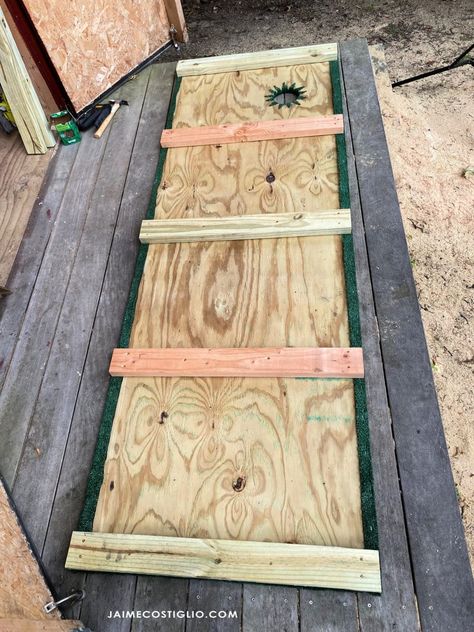 A DIY tutorial to build a portable mini putt course platform. Fun for all ages and portable so you can play mini putt anywhere you desire. Diy Putt Putt Golf Course, Putt Putt Golf Diy Ideas, Shooter Mcgavin, Outdoor Mini Golf, Portable Mini Golf, Physical Literacy, Mini Golf Games, Garden Ideas Diy Cheap, Mini Putt