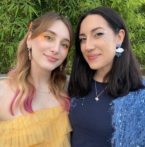 me and my bestie dressed up as sunshine ☀️ and midnight rain 🌧️ to go see #TSTheErasTourFilm at our local theatre! 😍🫶🏻 Taylor Nation Sunshine Eras Tour Outfit, Sunshine Midnight Rain Outfit, Sunshine Midnight Rain Costume, Eras Tour Bestie Outfits, Sunshine And Midnight Rain Outfit, Sunshine And Midnight Rain Costume, Midnight Rain Costume, Midnight Rain Outfit, Sunshine And Midnight Rain