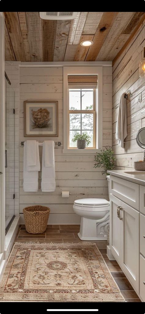 Cottagecore Aesthetic Bathroom, Cottage Style Bathrooms, Shiplap Bathroom, Bathroom Farmhouse Style, Cottage Bathroom, Modern Farmhouse Bathroom, Rustic Bathrooms, Bathroom Trends, Farmhouse Bathroom Decor