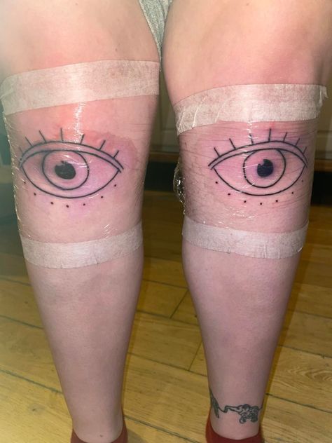 A WOMAN has come clean and admitted to getting a rather… um… interesting set of tattoos. She got a pair of eyes, inked just below each kneecap and although she says the pupils are ‘looking in different directions’ she doesn’t regret getting them. Jordan, from Norfolk, shared her brand new tattoos to the 240,000 members […] Tattoos Of Eyes, Kneecap Tattoo, Brand New Tattoos, Pair Of Eyes, Broken Nose, On My Knees, C Tattoo, Bad Tattoos, Large Tattoos