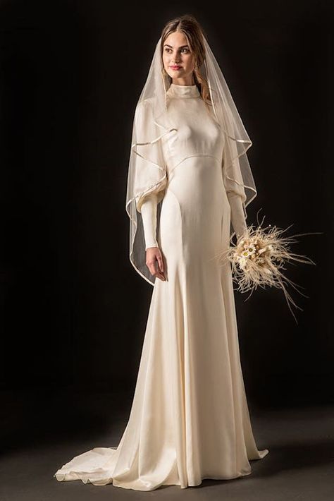 Temperley London Wedding Dress, Temperley London Bridal, Ethical Wedding Dress, Style Année 20, Vintage Style Wedding Dresses, Daphne Dress, Contemporary Dresses, Bridal Fashion Week, Temperley London