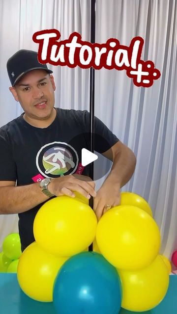 Balloons - Balloons Bouquets - Event Decorations 🎈 on Instagram: "¡Learn how to make this balloon pillar for your next party or event! The balloon pillar is 8 feet tall. We use 12 Quartets of 12” Balloons *6 Quartets calibrated at 8” and *6 Quartets calibrated at 7”. *1 (7.5 foot lamp base) *1(31” bubble balloon)and an inflatable beach ball.This Balloon Sizer set is available at @balloonsbyluzpaz _____________________________________________________Españoll__________________________________Aprende a realizar este pilar de globos para tu próxima fiesta o evento! El pilar del globo mide 8 pies de altura. Utilizamos 12 Cuartetos de Globos de 12” *6 Cuartetos calibrados a 8” y *6 Cuartetos calibrados a 7”. *1 base de lampara de pie de 7.5. *1 globo burbuja de 31” y una pelota de playa inflabl Pillar Decorations, 12 Balloons, Balloon Pillars, Make This, Balloon Ideas, Event Decorations, Balloon Columns, Balloon Decor, Beach Ball