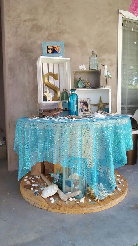 Beach Bridal Shower Theme, Beach Baby Showers, Beach Bridal Showers, Sea Baby Shower, Sea Wedding, Summer Deco, Bridal Shower Tables, Mermaid Baby Showers, Beach Themed Party