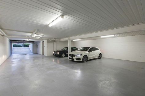 Basement Garage Ideas, Basement Car Parking Design, Simple Garage Ideas, Luxury Garage Underground, Basement Parking House, Underground Garage House, Under House Garage, Underground Car Garage, House With Garage Underneath