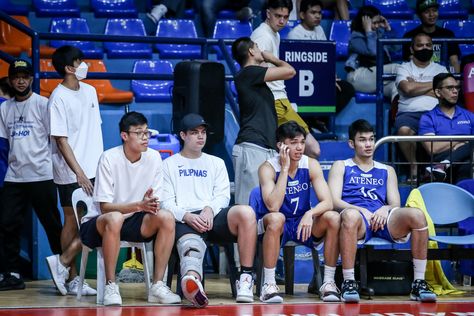 Ateneo's Mason Amos out with hyperextended knee Check more at https://newscnnn.com/ateneos-mason-amos-out-with-hyperextended-knee/ Hyperextended Knee, News Agency