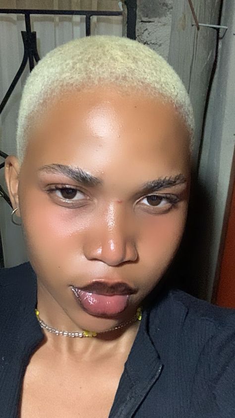 Platinum Blonde Buzzcut Black Women, Blonde Buzzcut Woman Black, Buzzcut Black Women, Blonde Buzzcut Woman, Girl Buzzcut, Buzzcut Woman, Buz Cut, Blonde Buzzcut, Straight Hair With Braid