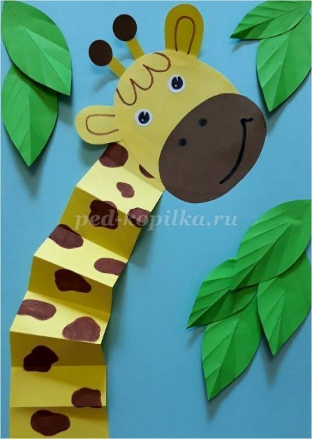 Construction Paper Jungle Animals, Giraffe Arts And Crafts, Zoo Animals Preschool Art Craft Ideas, 3d Jungle Animals, Diy Jungle Animals Decorations, Giraffe Paper Craft, Giraffe Crafts For Preschool, Preschool Jungle Crafts, Giraffe Crafts For Toddlers