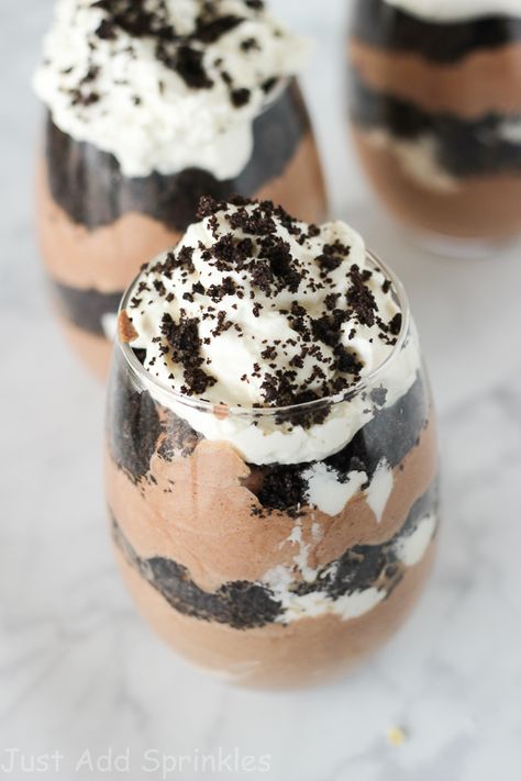 You searched for baileys - Just Add Sprinkles Cookies And Cream Parfait Recipe, Baileys Parfait, Cookies And Cream Parfait, Christmas Dips, Parfait Cookie, Amaretto Cake, Chocolate Parfait, Baileys Recipes, Dessert Mini