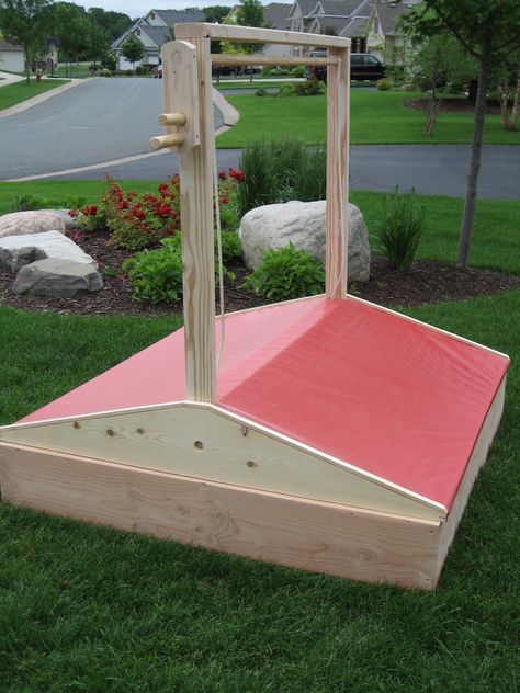 Pallet Sandbox, Sandbox Ideas, Sand Boxes, Sandbox Cover, Backyard Sandbox, Diy Sandbox, Natural Playgrounds, Art Test, Natural Playground