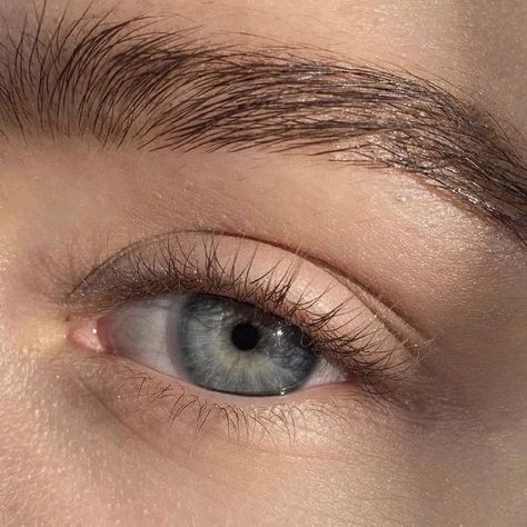 Ocean Eyes Aesthetic, Blue Hazel Eyes, Blue Eyes Aesthetic, Feyre Archeron, Blue Eye Color, Beautiful Eyes Color, Light Blue Eyes, Blue Green Eyes, Magnolia Park