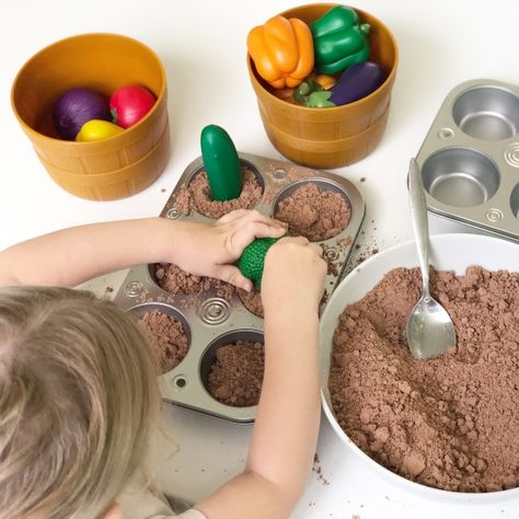 Veggie Sensory Bin, Vegetable Garden Sensory Bin, Garden Themed Sensory Bin, Vegetable Sensory Play, Play Food Sensory Bin, Veggie Preschool Craft, Farmers Market Play, Farmers Market Sensory Bin, Vegetable Sensory Bin