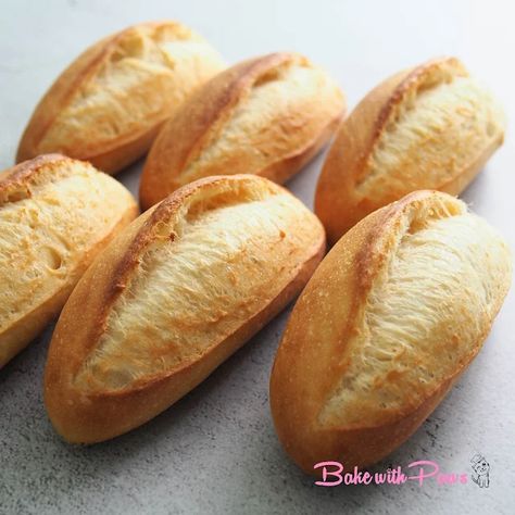 Sourdough Banh Mi - BAKE WITH PAWS Dinner Rolls Recipes, Sourdough Baguette Recipe, Baguette Recipes, Sourdough Baguette, German Pastries, Everything Sourdough, Milk Bread Recipe, Bahn Mi, Baguette Recipe