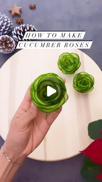 Rio Homhuan on Instagram: "How I make cucumber roses 💚🌹  If you like my post, do like, share and save it for later ❤️   Önskar er alla en magisk dag🤍💫  #julen2021 #julkrans #förrätt #christmaswreath" Cucumber Flowers Garnish, Cucumber Presentation Ideas, Cucumber Roses How To Make, Cucumber Flower Garnish, Meat Flowers, Cucumber Garnish, Do Like, Cucumber Rose, Cucumber Flower