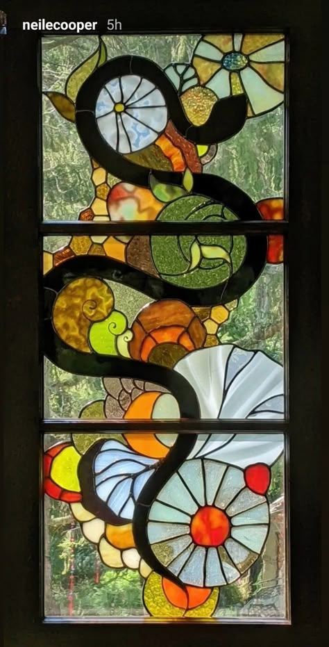 Neile Cooper, Hippie Homes, Clay Inspo, Glass Diy, Stained Glass Diy, Glass Inspiration, Stained Glass Crafts, Stained Glass Designs, Glass Artwork