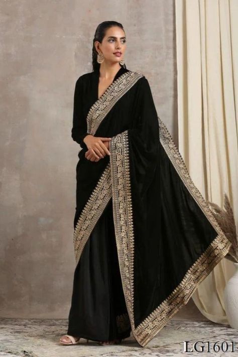 Black Velvet Saree, Black Velvet Blouse Design, Sari Party Wear, Border Work Saree, Black Velvet Blouse, Velvet Saree, Velvet Embroidery, Designer Sarees Wedding, Simple Saree Designs