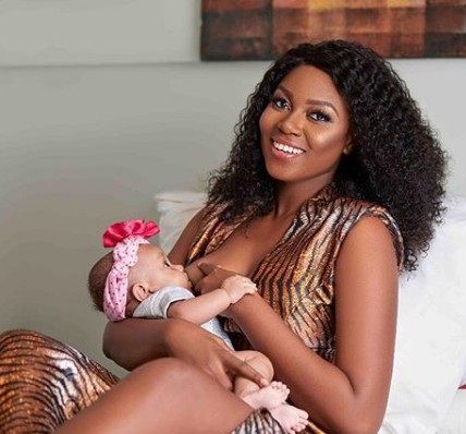 Welcome to Oghenemaga Otewu's Blog: Adorable photo of Yvonne Nelson breastfeeding daug... Yvonne Nelson, Getting Pregnant, Role Models, Photo Sharing, Actresses, Celebrities