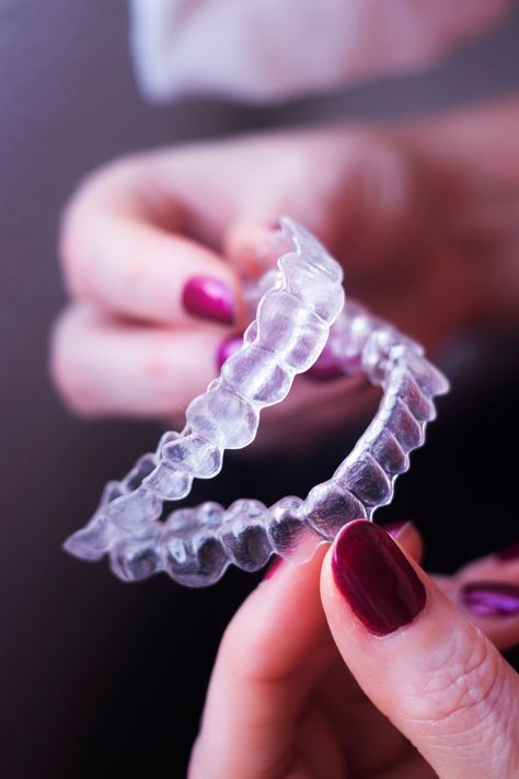 How quickly can clear aligners move my teeth? Can those little plastic really effect a change in my teeth? Clear aligners can definitely help straighten your teeth, provided you put them on! Used to treat irregularities in the alignment of teeth, clear aligners is a discreet, painless and invisible way to straighten teeth. Click on the link to find out more! #teeth #doctor #aligners #health #MCA Straighten Teeth, Teeth Doctor, Getting Braces, Clear Braces, Teeth Grinding, Jaw Pain, True Money, Clear Aligners, Teeth Straightening