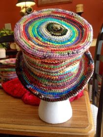 Fiddlesticks - My crochet and knitting ramblings.: Crochet Mojo Crochet Novelty Hats, Crochet Top Hat Free Pattern, Crochet Top Hat, Funky Hats, Hippie Crochet, Crochet Knit Hat, Crazy Hats, Bonnet Crochet, Crochet And Knitting