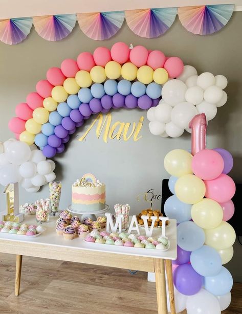 Pastel Rainbow Birthday Party Decorations Diy, Rainbow Pastel Themed Birthday Party, Pastel Rainbow Balloon Decorations, First Birthday Party Rainbow, Rainbow Balloon Decorations For Birthday, Rainbow Theme Balloon Decoration, Home 1st Birthday Party Ideas, First Birthday Decorations At Home, Birthday Party Theme Decorations At Home