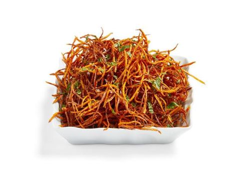 Get Shoestring Carrot Fries Recipe from Food Network Carrot Fries Recipe, Easter Side Dishes Recipes, Easter Sides, Sunny Anderson, Easter Food Appetizers, Food Network Chefs, Easter Side Dishes, Carrot Fries, Easter Appetizers