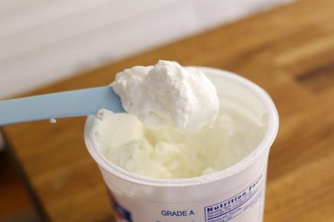 How to Make Greek Yogurt Taste Like Sour Cream Greek Yogurt Instead Of Sour Cream, Greek Yogurt Sour Cream Recipe, Home Made Yoghurt, Yogurt Uses, Greek Yogurt Sour Cream, Baking Powder Substitute, Sour Cream Uses, Yogurt Making, Make Sour Cream