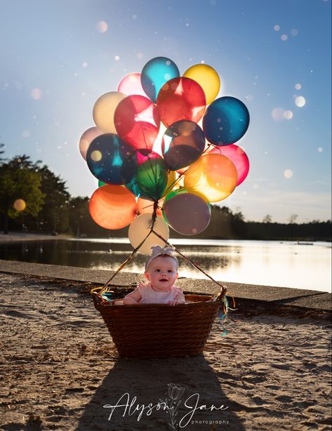 Baby, Sunset, Golden Hour, Air Balloons, Basket, Photography, Photo Shoot, Creative, 7 month old 9 Month Outdoor Photo Ideas, Six Month Old Photo Shoot Ideas, 7 Month Old Pictures, 10 Month Old Pictures, 7 Month Pictures, 4 Month Old Photo Shoot Ideas At Home, 7 Month Old Photo Ideas, 7 Month Old Photoshoot Ideas, May Photoshoot Ideas Baby